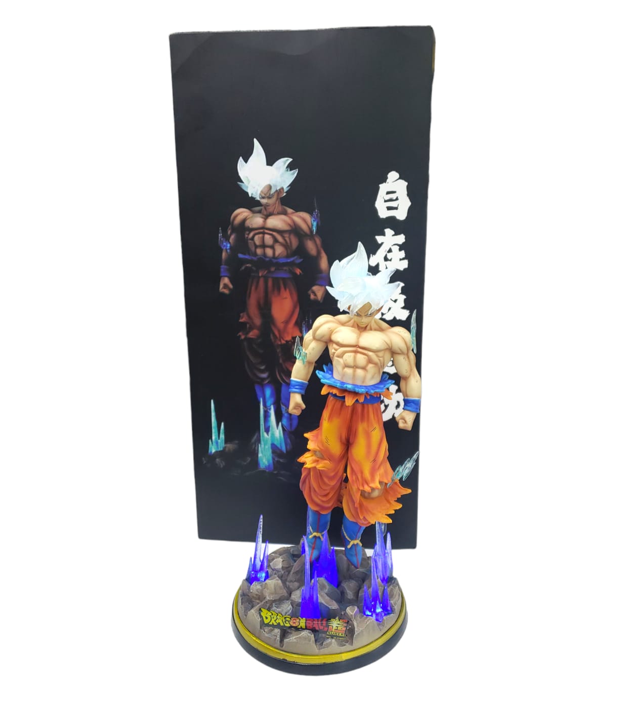 Figura Goku Ultra Instito Iluminada