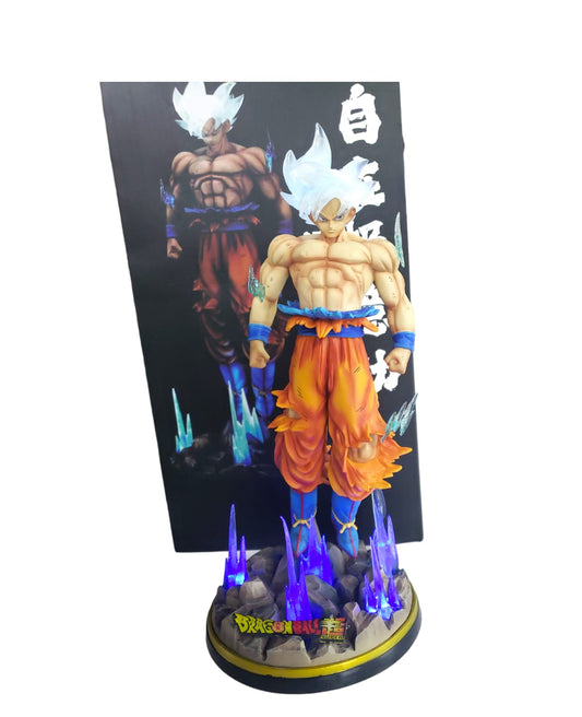 Figura Goku Ultra Instito Iluminada