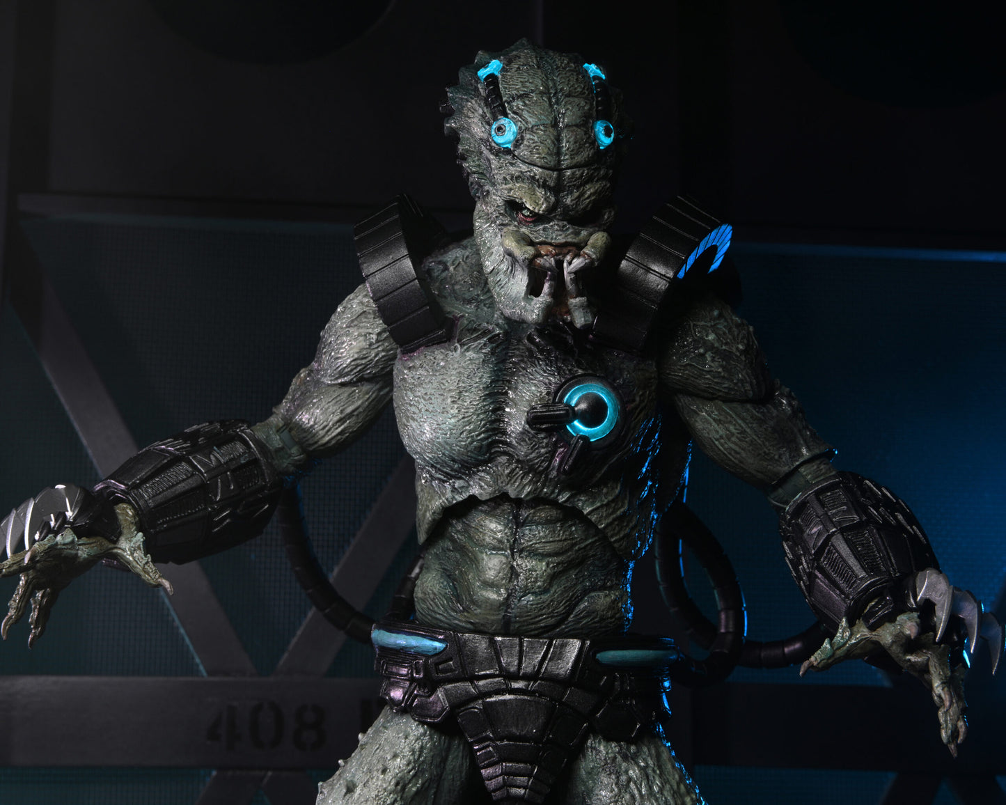 Neca Depredador Concrete Jungle Deluxe Stone Heart Predator