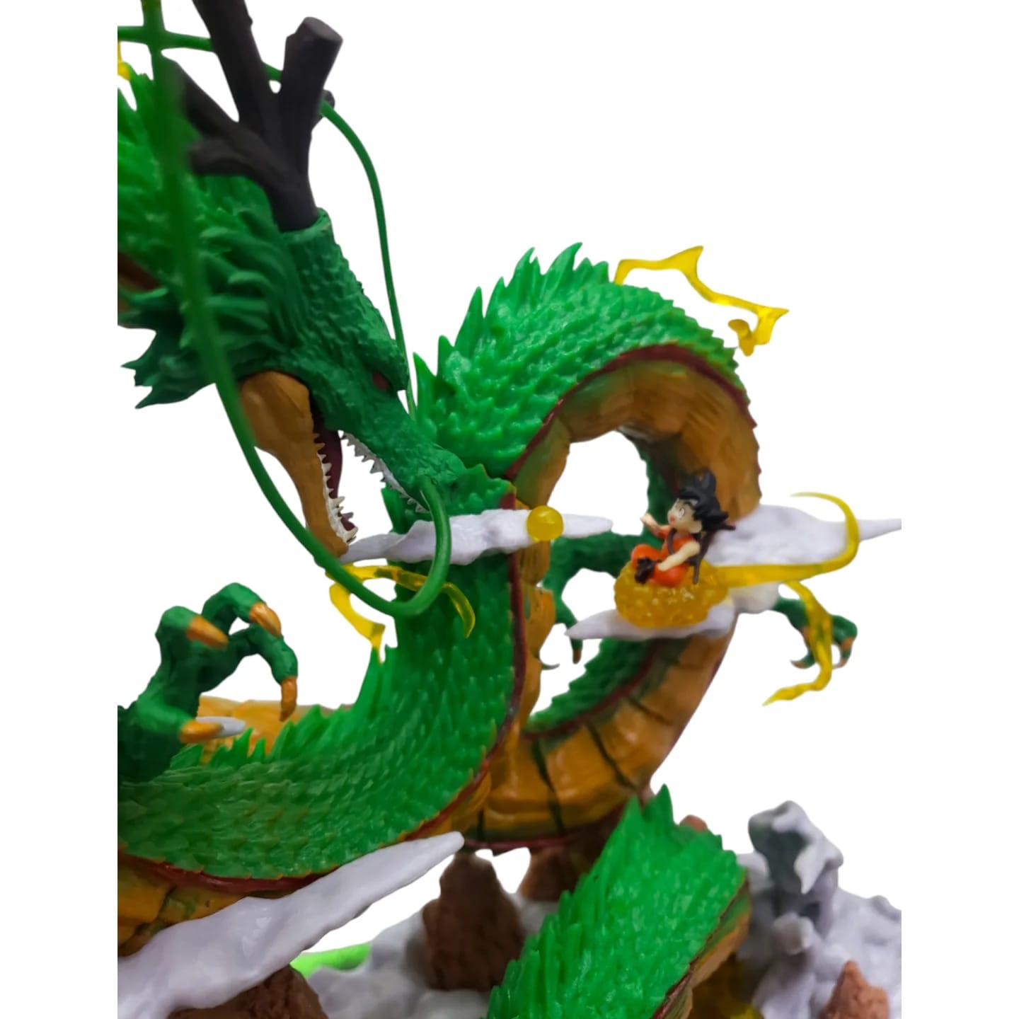 Figura Shenlong con Goku Dragon ball