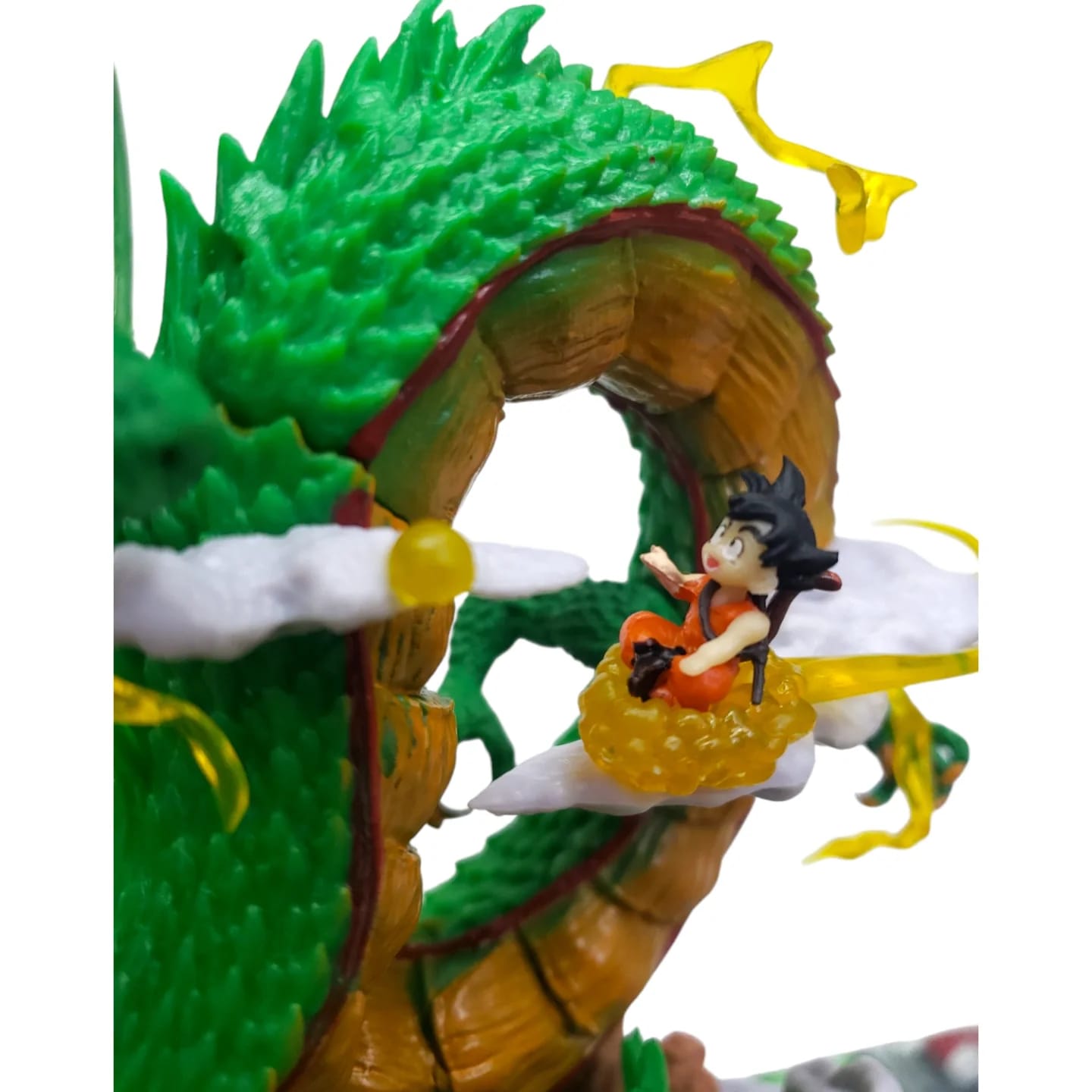 Figura Shenlong con Goku Dragon ball