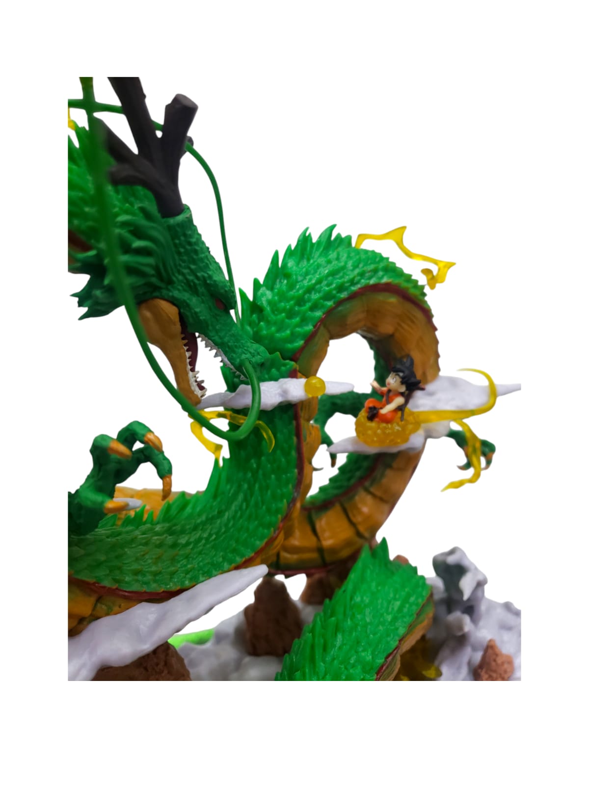 Figura Shenlong con Goku Dragon ball